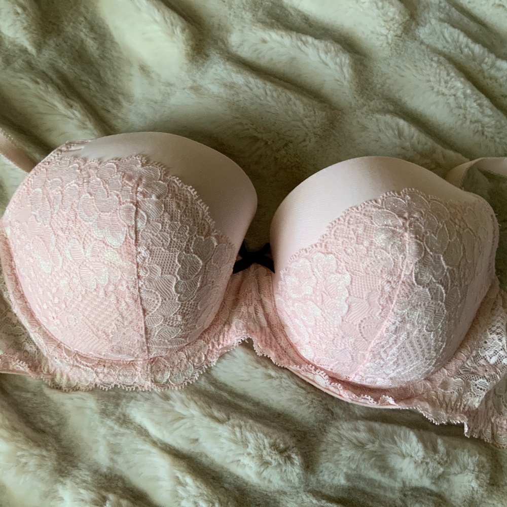 Victoria’s Secret Dream Angels Lined Demi Bra 💗